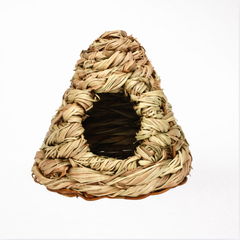 Triangle Woven Grass Hideout