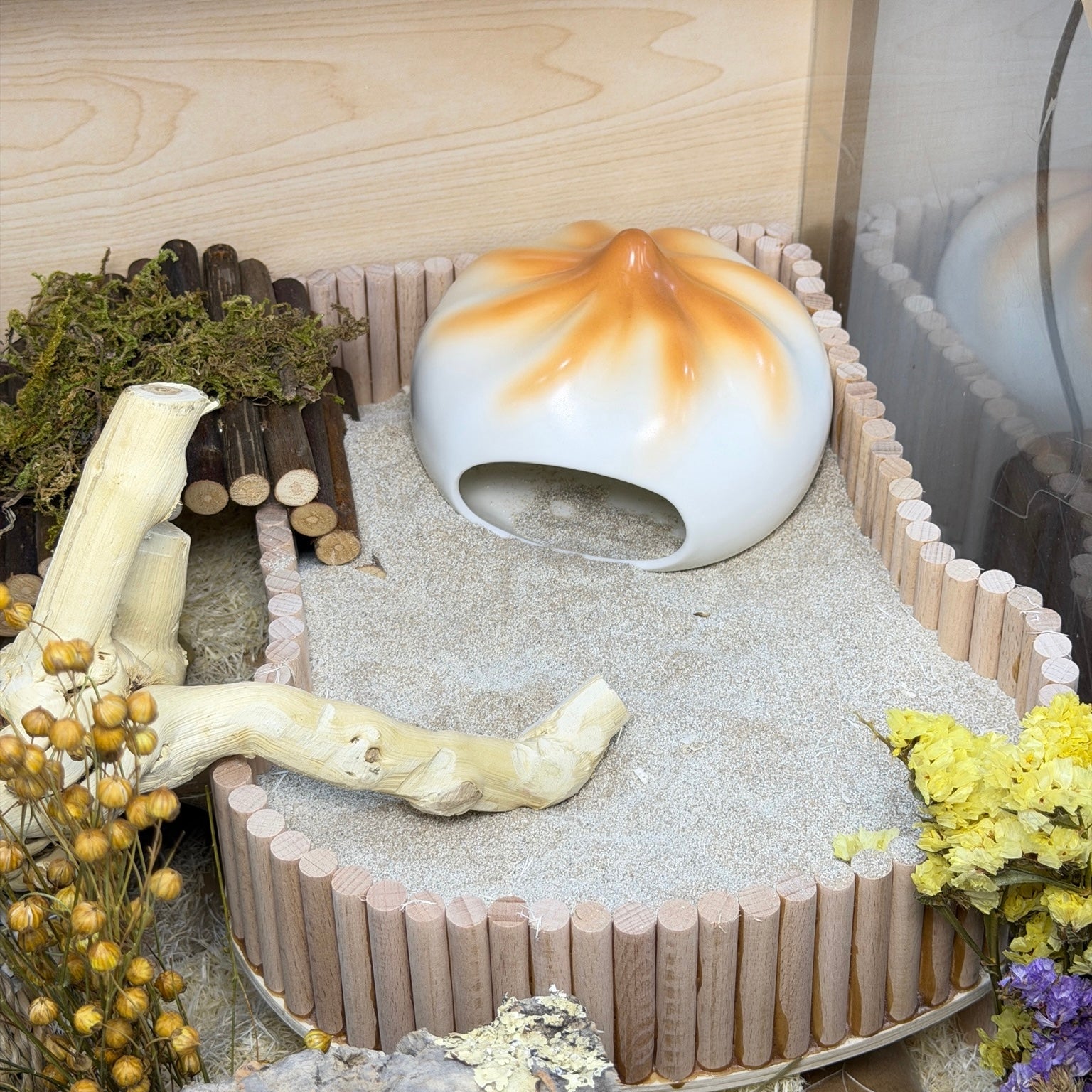 Pan-Fried Bun Ceramic Hamster Hideout