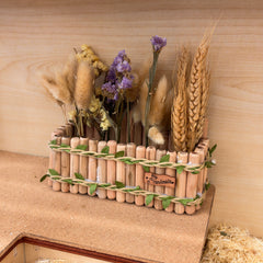 Natural Wooden Foraging & Spray Holder for Hamsters